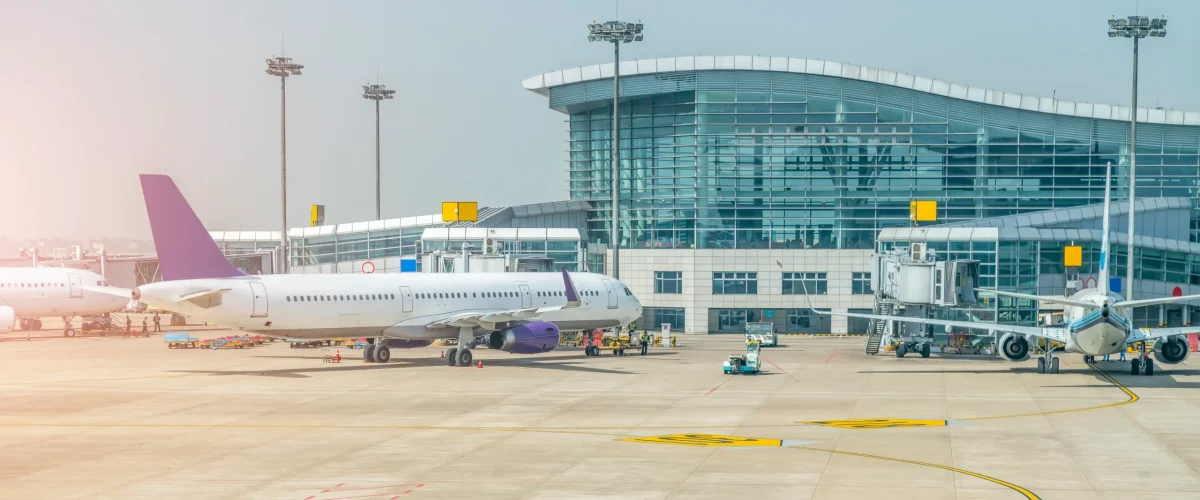 airport-terminal